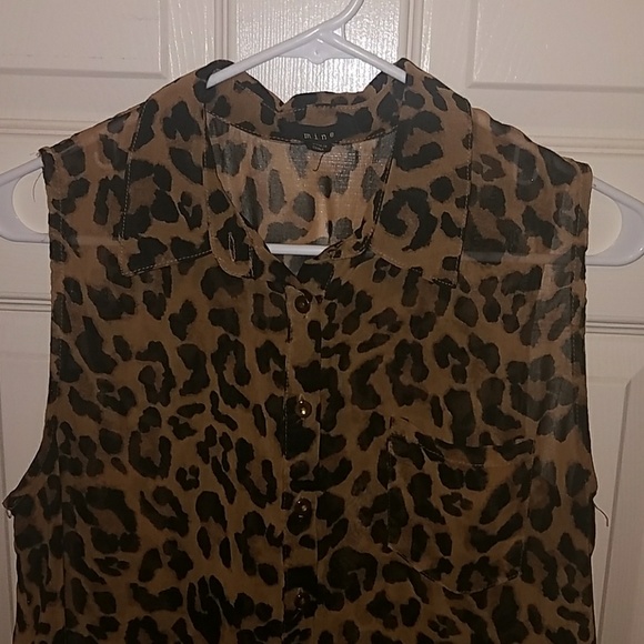 Leopard top - Picture 3 of 5